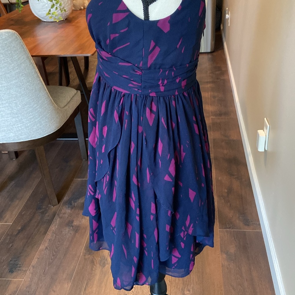 Bcbgeneration Fully Lined Leaf Skirted Dress Size… - image 4
